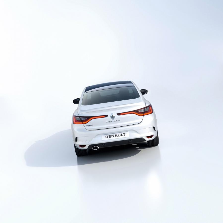  Renault Megane Grand Coupe 2016 года  (фото 4 из 19)